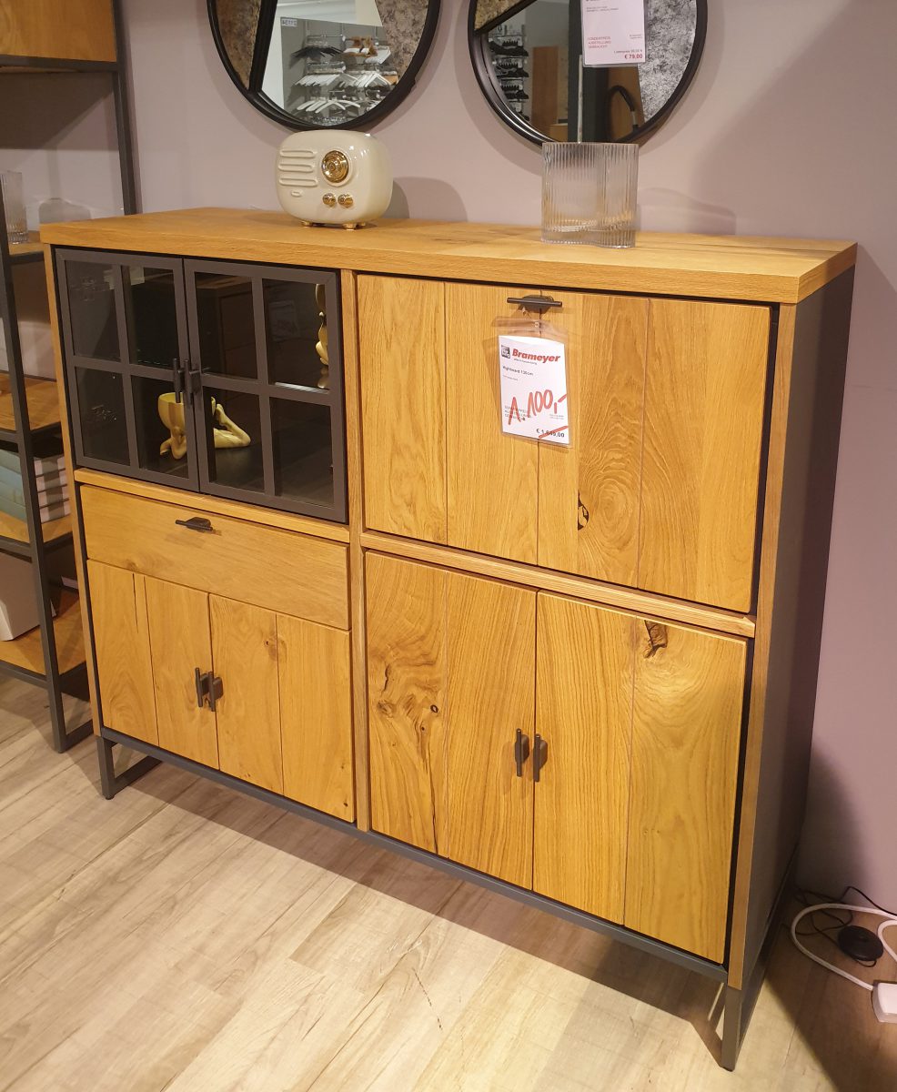 Highboard
