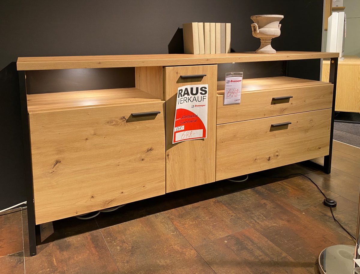Sideboard